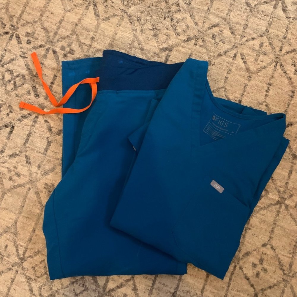 Figs *ALPS BLUE* Scrub Set M/M